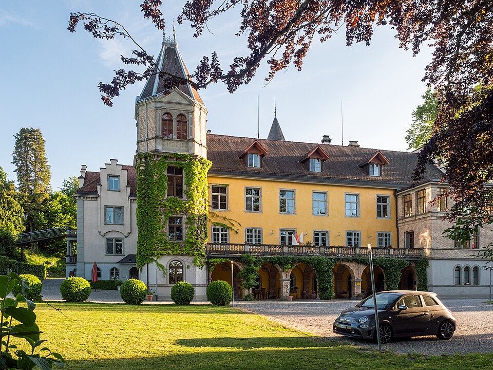 Schloss Brunegg